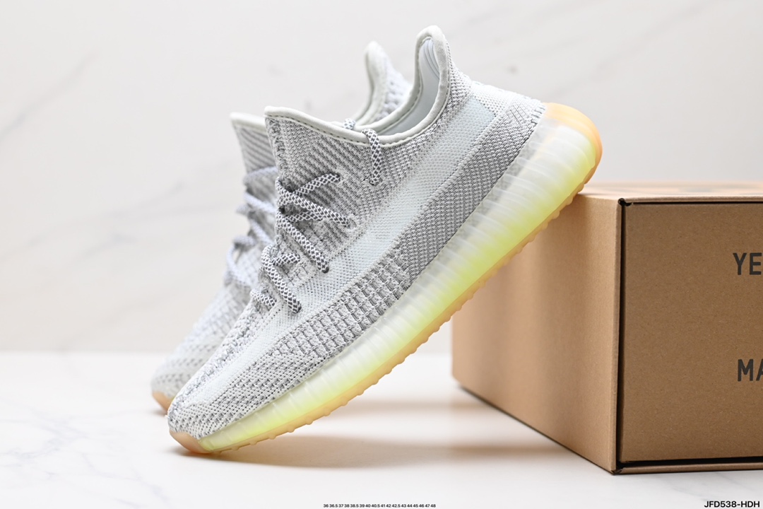 阿迪达斯Adidas Yeezy Boost 350V2 椰子 镂空呼吸网纱材质慢跑鞋  FX4349