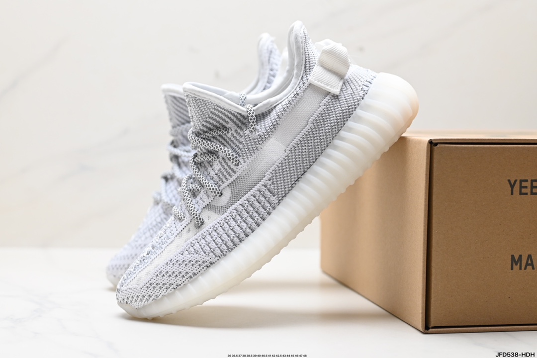 阿迪达斯Adidas Yeezy Boost 350V2 椰子 镂空呼吸网纱材质慢跑鞋  FX4349