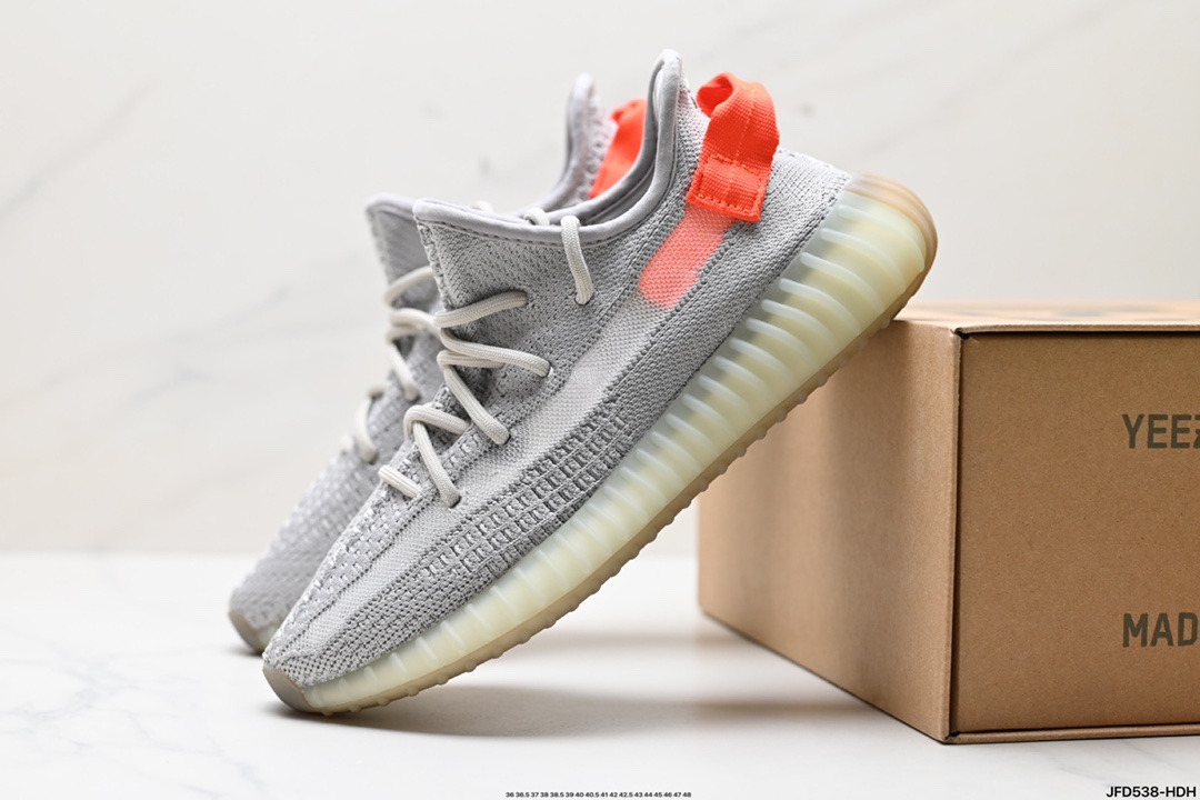 阿迪达斯Adidas Yeezy Boost 350V2 椰子 镂空呼吸网纱材质慢跑鞋  FX4349