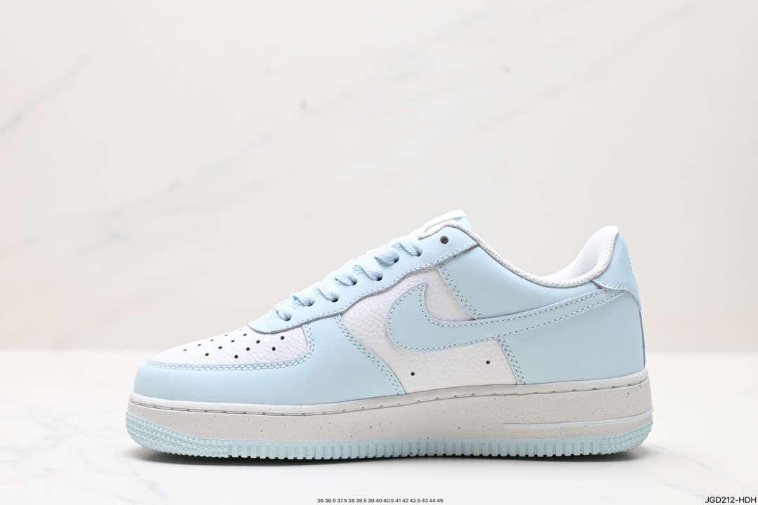 Nike Air Force 1 Low 07  HF5385-400