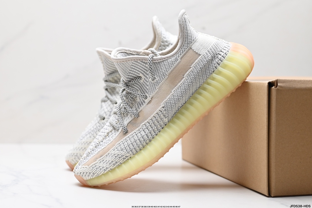 阿迪达斯Adidas Yeezy Boost 350V2 椰子 镂空呼吸网纱材质 慢跑鞋  FX9035