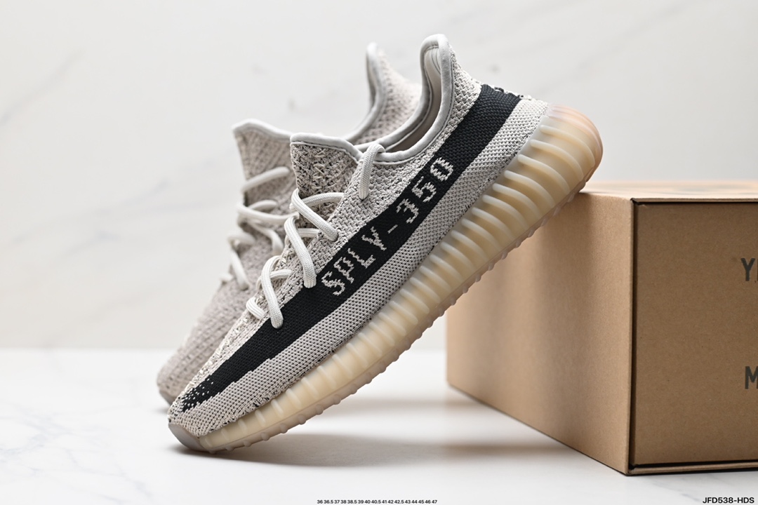 阿迪达斯Adidas Yeezy Boost 350V2 椰子 镂空呼吸网纱材质 慢跑鞋  FX9035