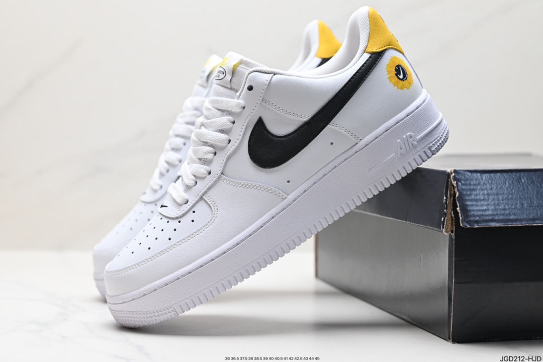 Nike Air Force 1 07 FRESH  DM0211-101