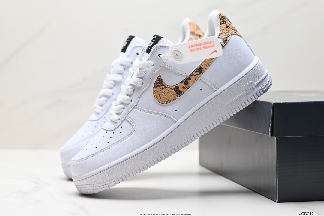 Nike Air Force 1 Low 07 AO1635-100