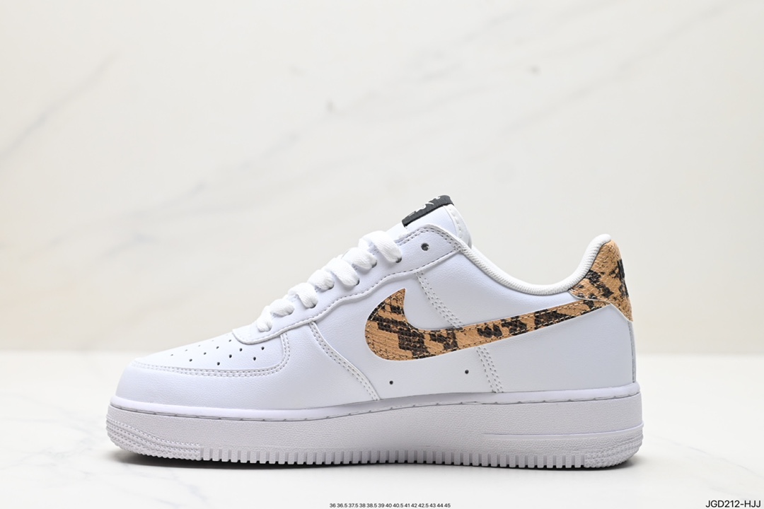 Nike Air Force 1 Low 07 AO1635-100