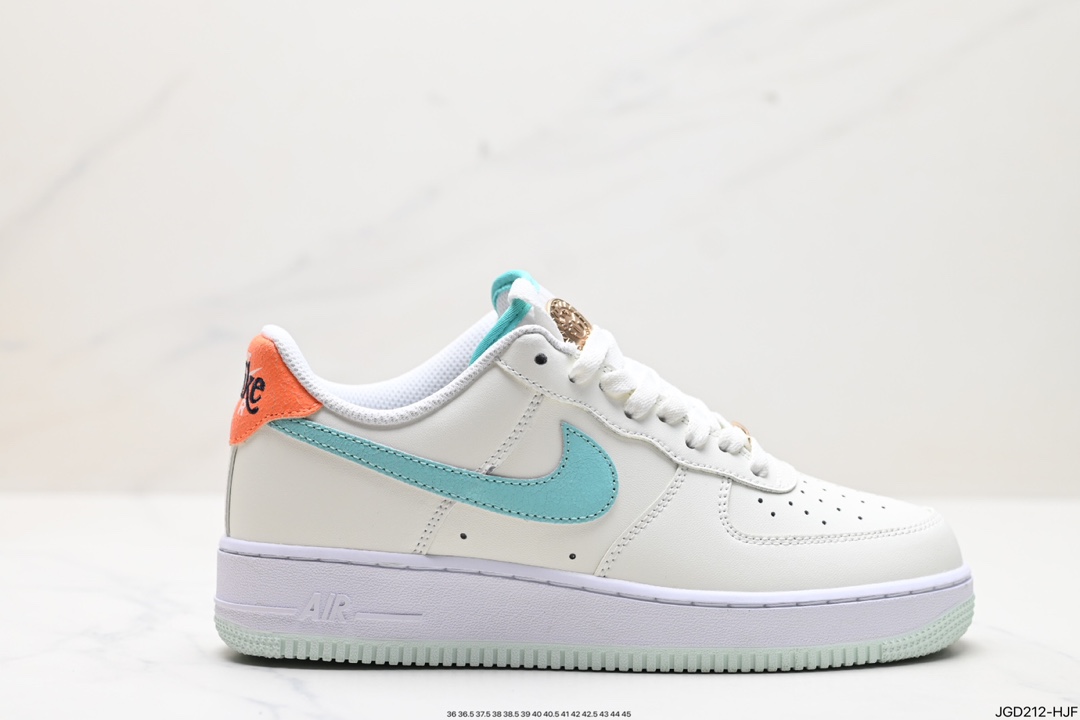 Nike AIR FORCE 1'07  HM3728-131