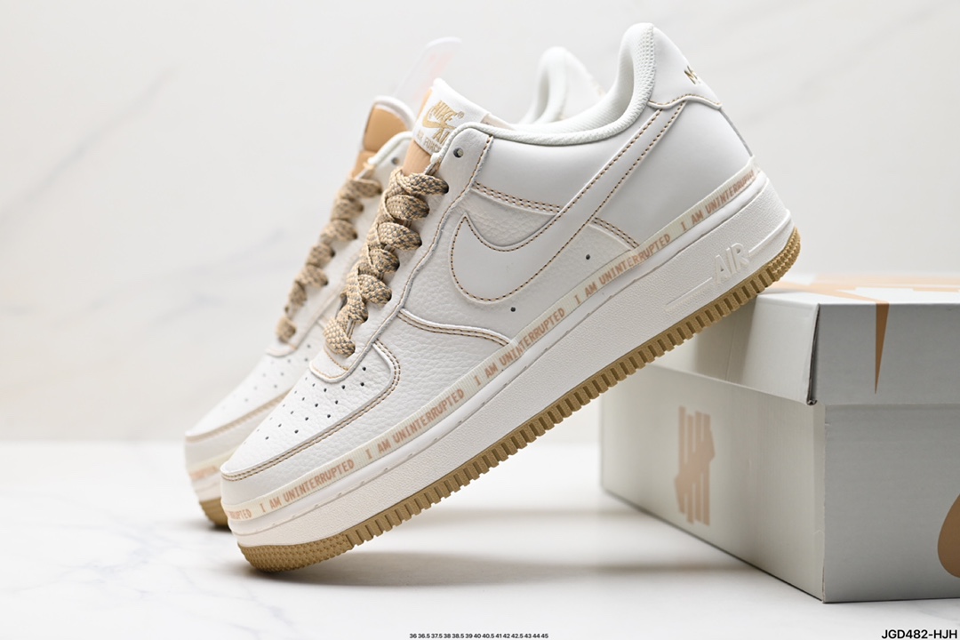 Nike Air Force 1 Low 07 LV8  UN0824-332