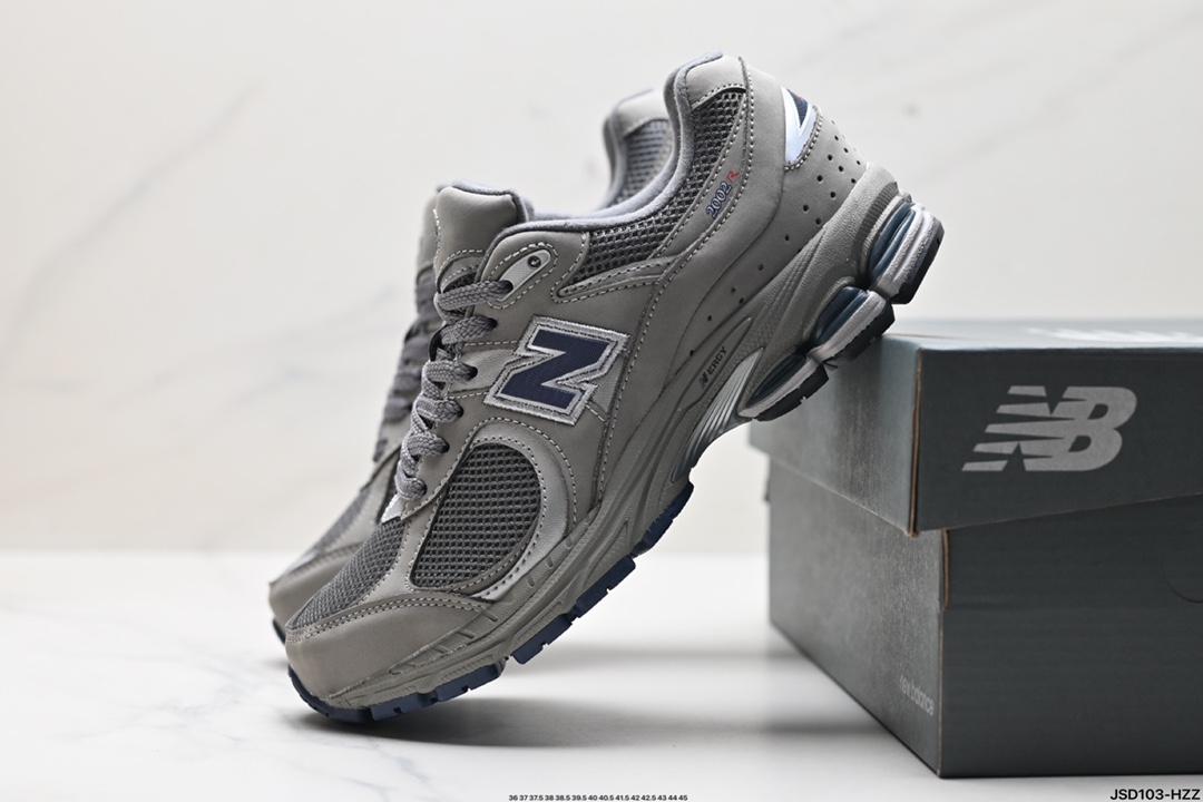 New Balance 2002R 复古单品 热门复古鞋型New Balance 2002R ML2002RC