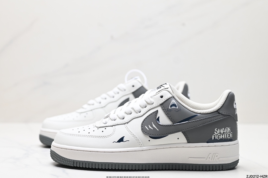 NIKE AIR FORCE 1‘07 DB3301-220