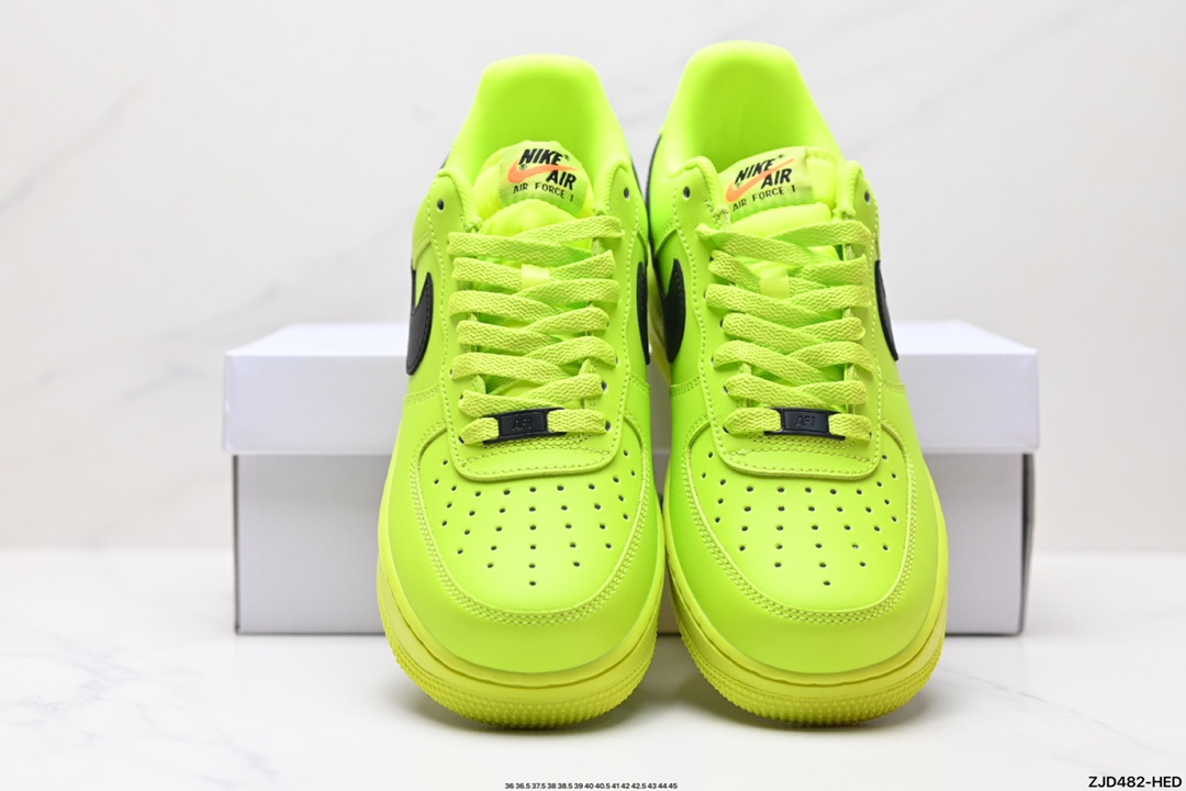 NIKE AIR FORCE 1‘07 FA2407-301