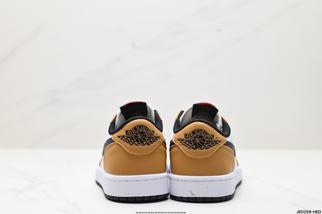 Nike Air Jordan 1 Low AJ1乔1低帮休闲板鞋 CZ0790-107