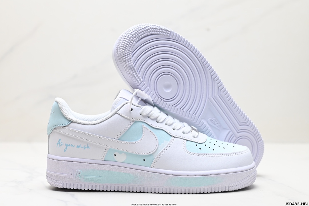 NIKE AIR FORCE 1‘07 LV8 CW2288-111