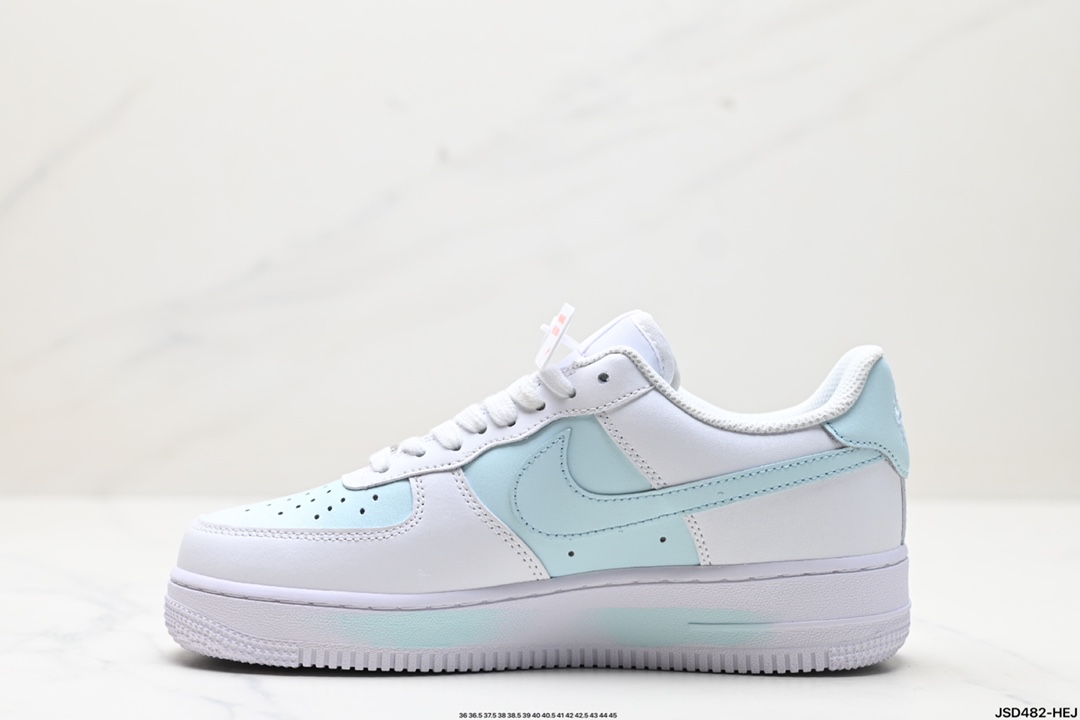 NIKE AIR FORCE 1‘07 LV8 CW2288-111