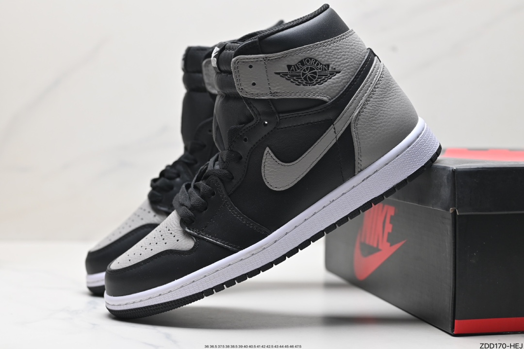 耐克Nike AIR JORDAN 1 RETRO HIGH OG “AJ1代迈克尔·乔丹高帮经典复古百搭休闲文化运动篮球鞋 555088-701