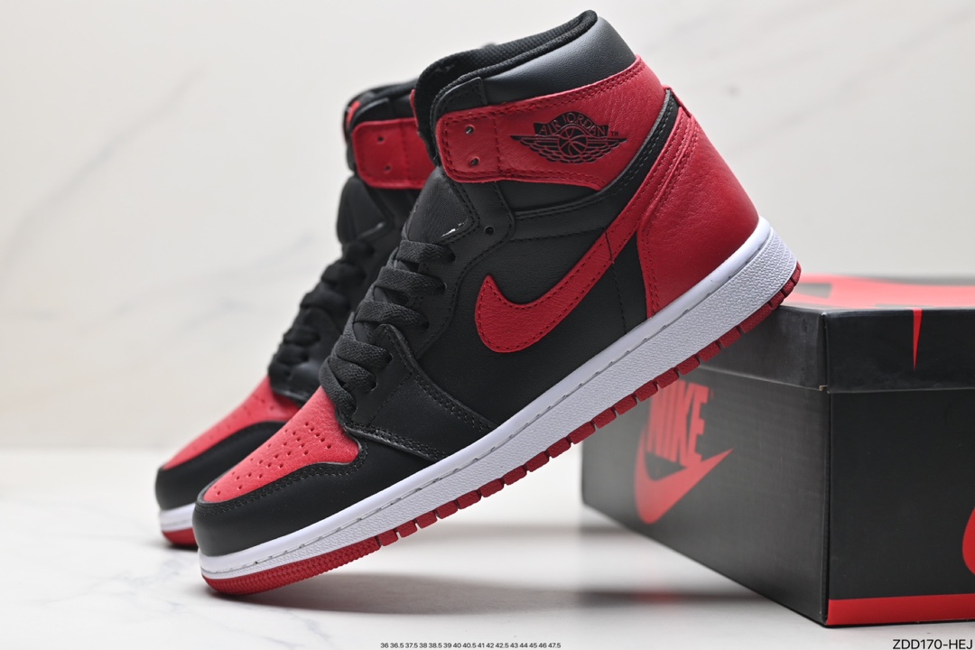 耐克Nike AIR JORDAN 1 RETRO HIGH OG “AJ1代迈克尔·乔丹高帮经典复古百搭休闲文化运动篮球鞋 555088-701