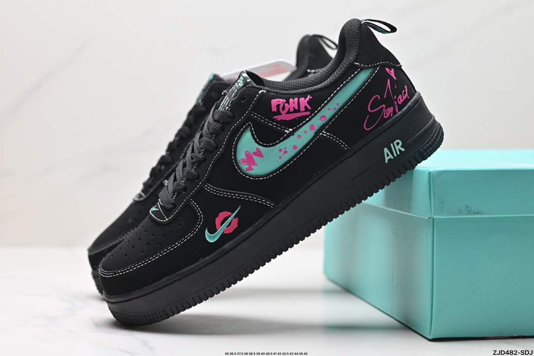 NIKE AIR FORCE 1‘07 FB8971-005