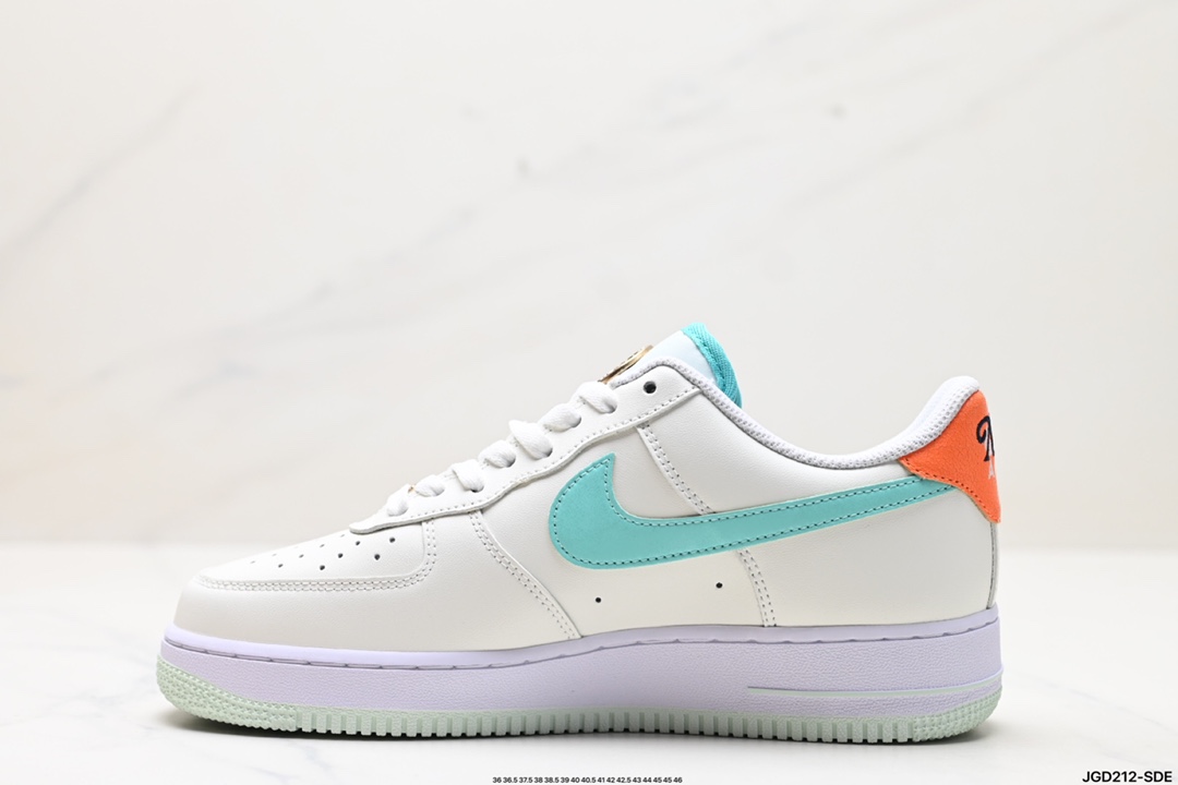 NIKE AIR FORCE 1‘07 HM8728-131