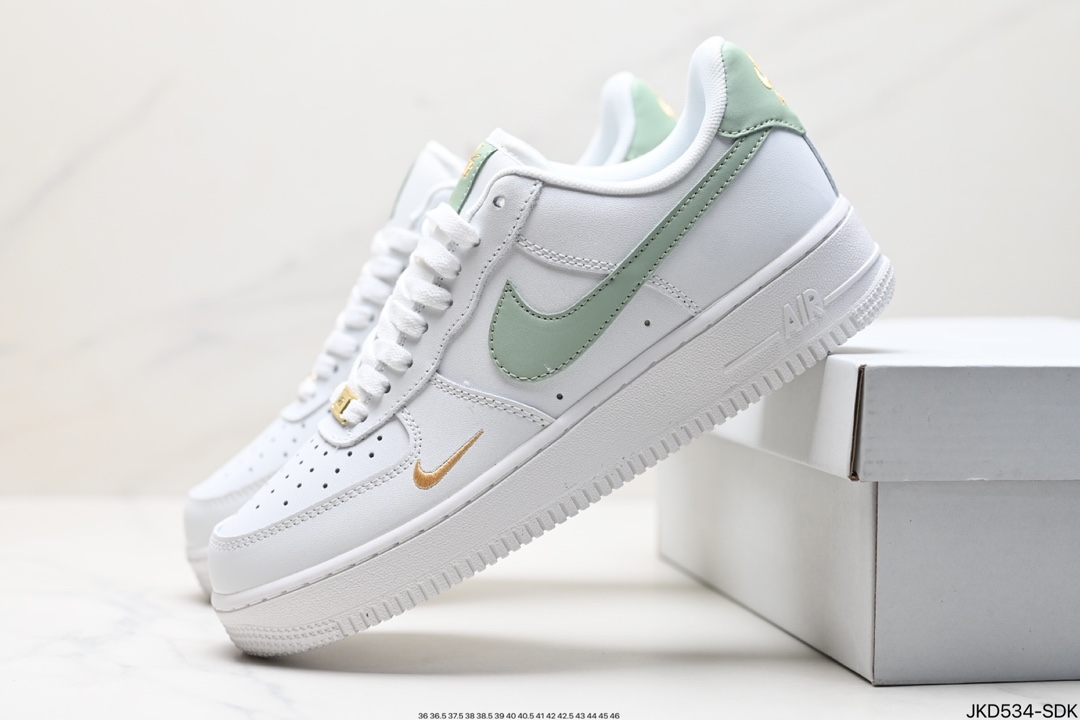 Nike W AIR FORCE 1 '07 ESS CZ0270-106