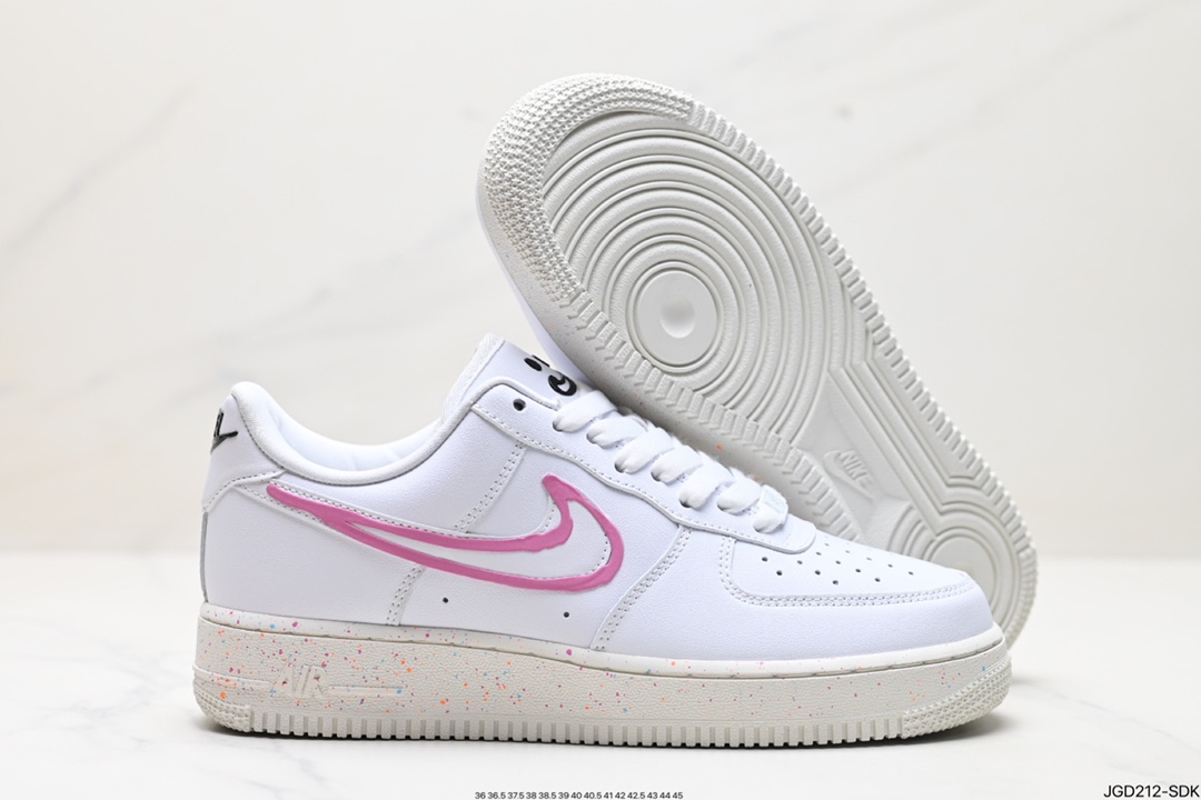 NIKE AIR FORCE 1‘07 Sketch CW7581-101