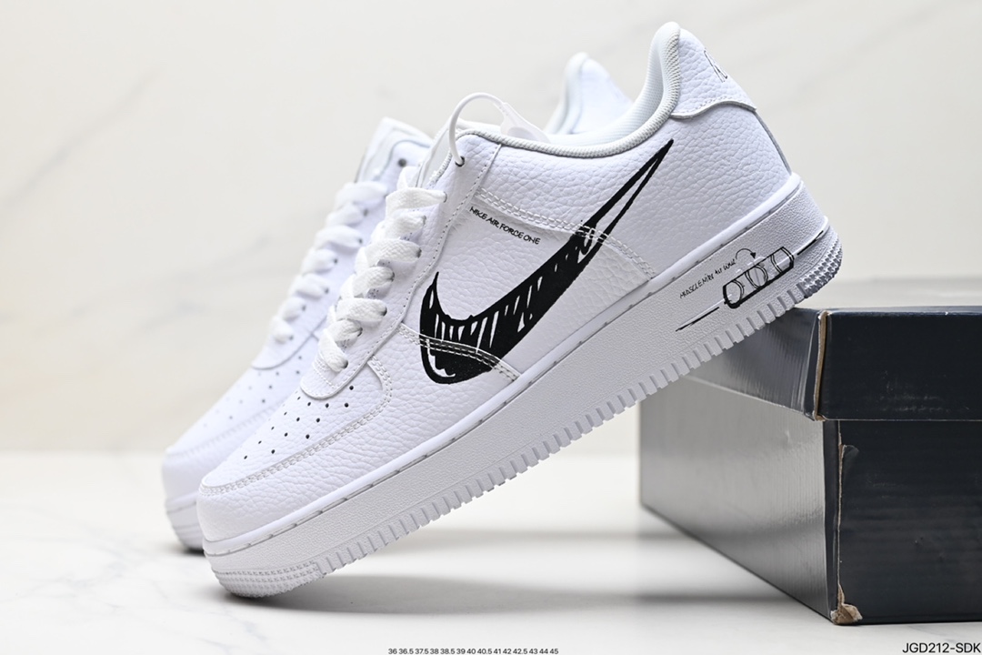 NIKE AIR FORCE 1‘07 Sketch CW7581-101