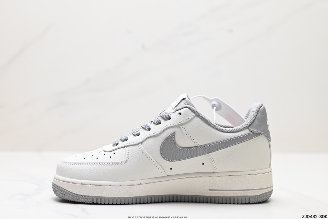 NIKE AIR FORCE 1‘07 WD-111577