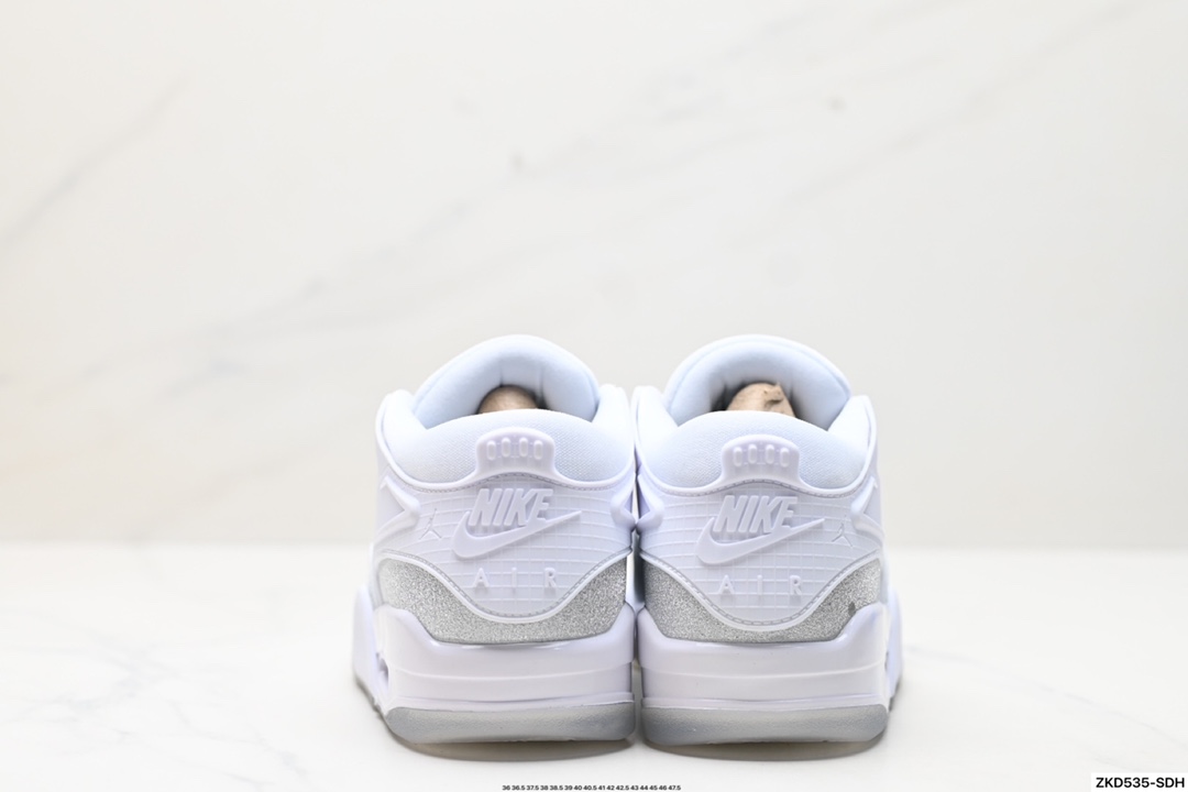 Nike Air Jordan 4 RM 防滑 低帮 复古篮球鞋 HQ3441-111