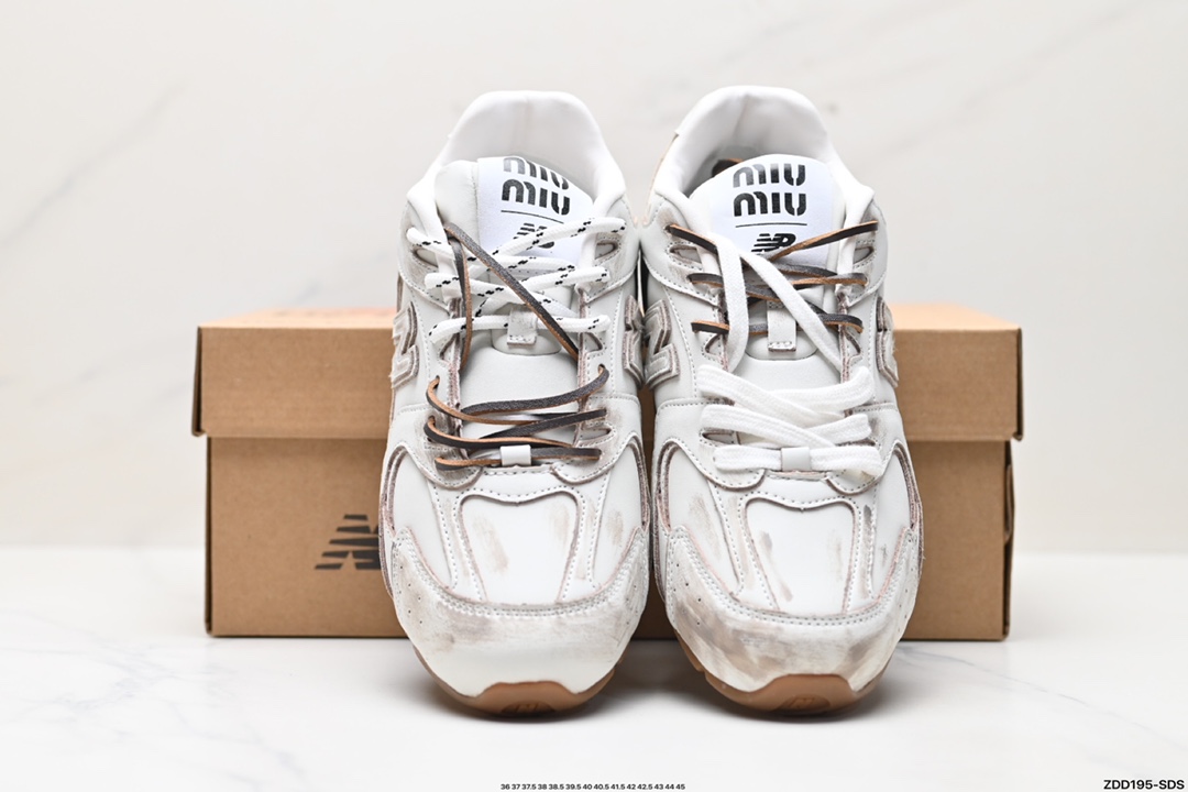 缪缪MiuMiu x NB新百伦New Balance 530 SL系列低帮经典复古休闲运动慢跑鞋 SEI6SE 3F33 F0009 15 99 F DOOS