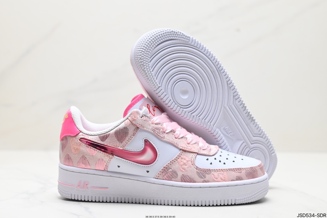 Nike WMNS AIR FORCE 1'07 QS DH2920-111