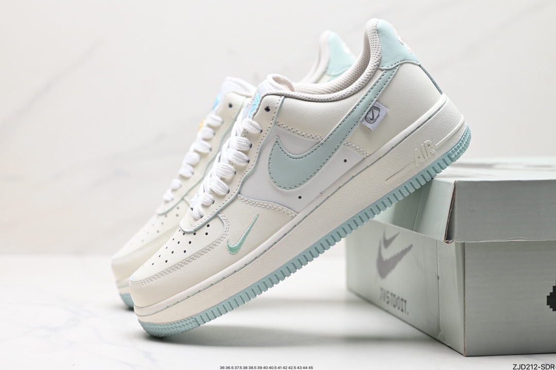 Nike AIR FORCE 1'07 FB1839-211