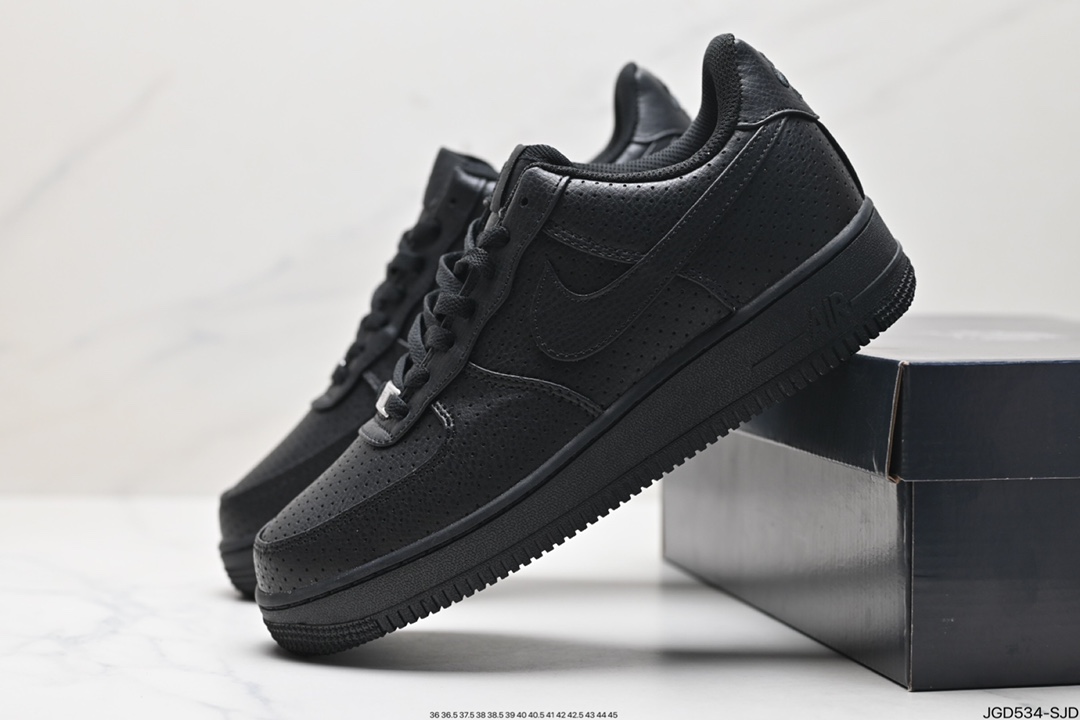 NIKE AIR FORCE 1‘07 HF8189-001