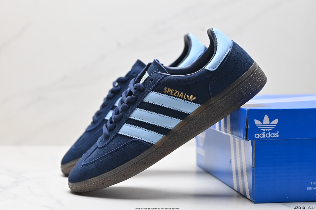 Adidas Handball Spezial 阿迪达斯经典款 复古休闲板鞋 BD7633