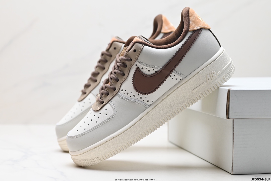 NIKE AIR FORCE 1‘07 FD0660-100