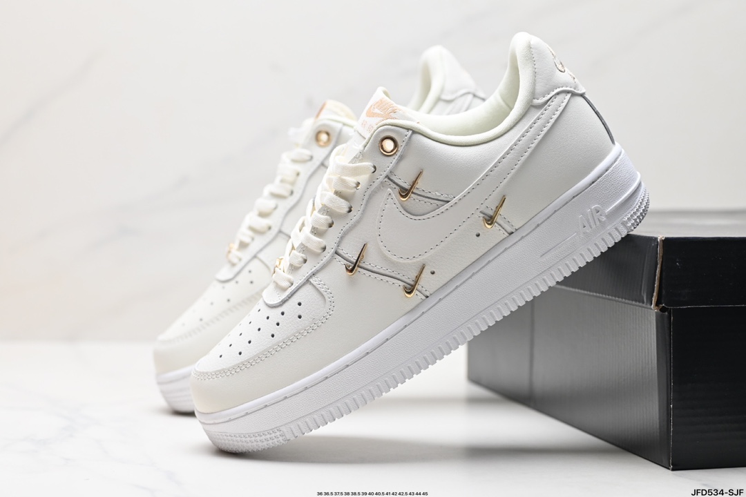 NIKE AIR FORCE 1‘07 FD0660-100