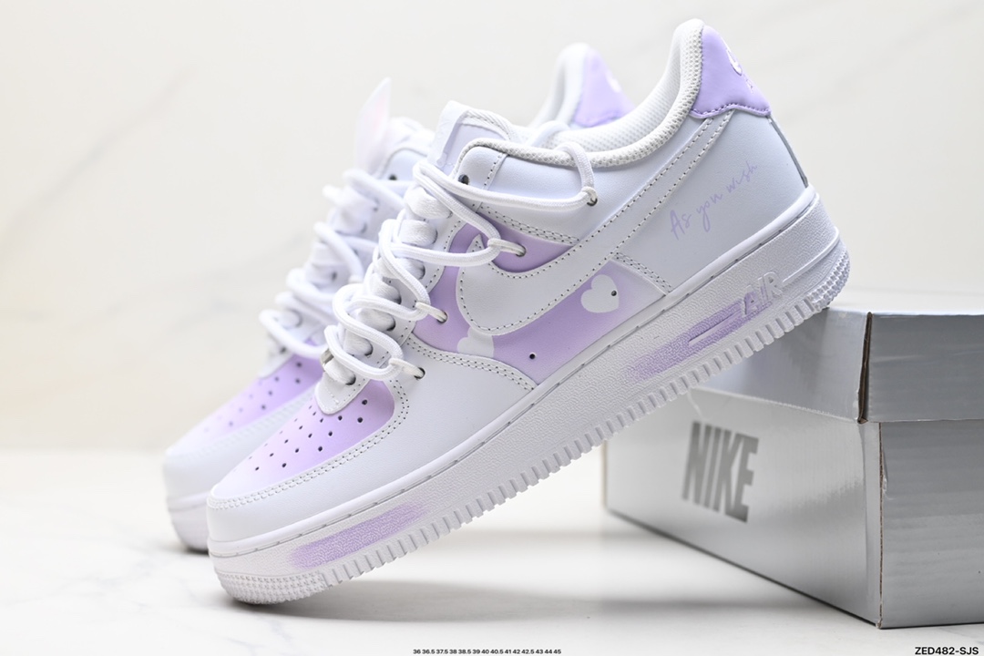 NIKE AIR FORCE 1‘07 LV8 ZH0316-028