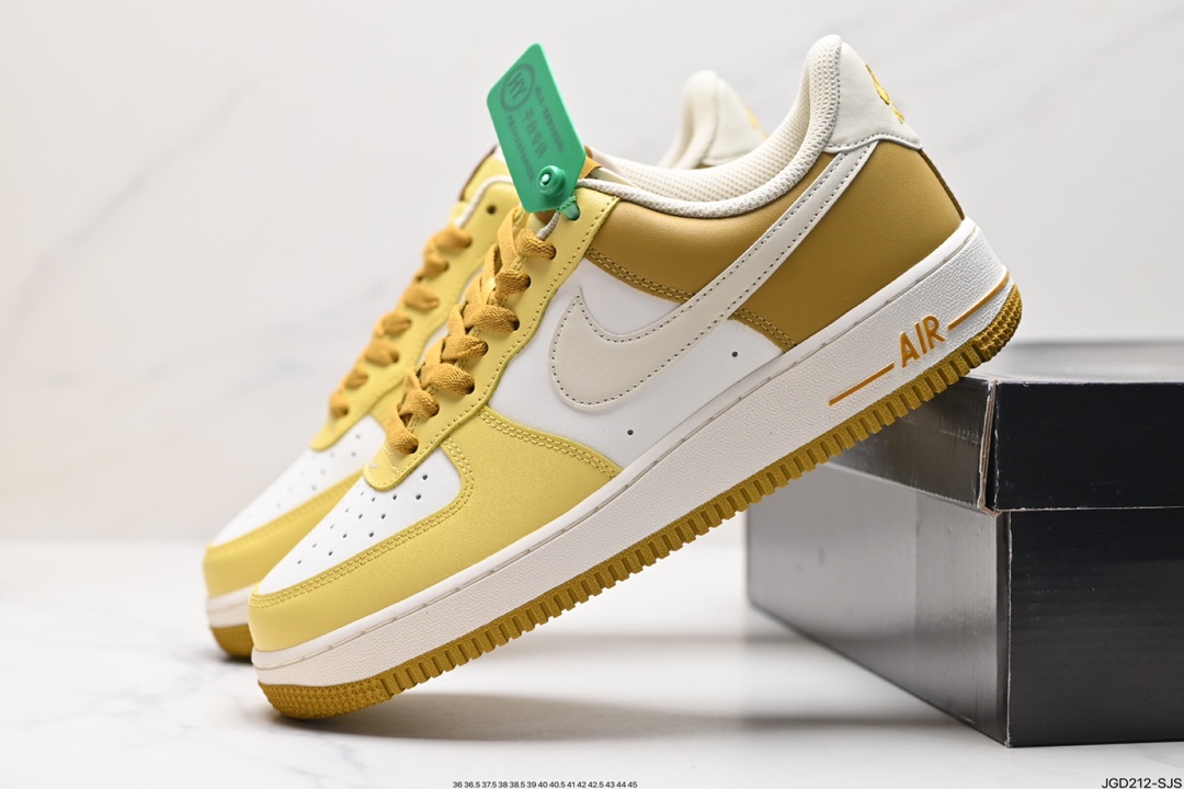 NIKE AIR FORCE 1'07 FZ4034-716