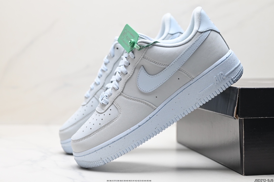 NIKE AIR FORCE 1'07 LV8 DZ4514-001