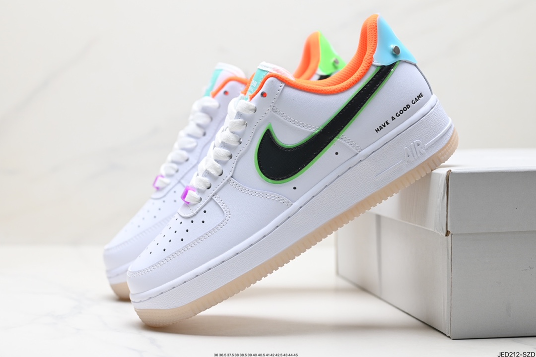 耐克Nike AIR FORCE 1‘07 空军一号低帮百搭休闲运动板鞋 AA1117-118