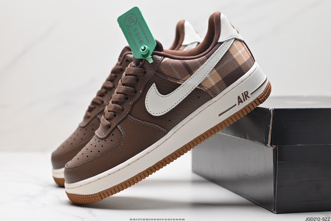 NIKE AIR FORCE 1‘07 LX DV0791-200