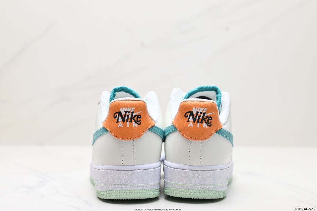 NIKE AIR FORCE 1‘07 LX HM3728-131