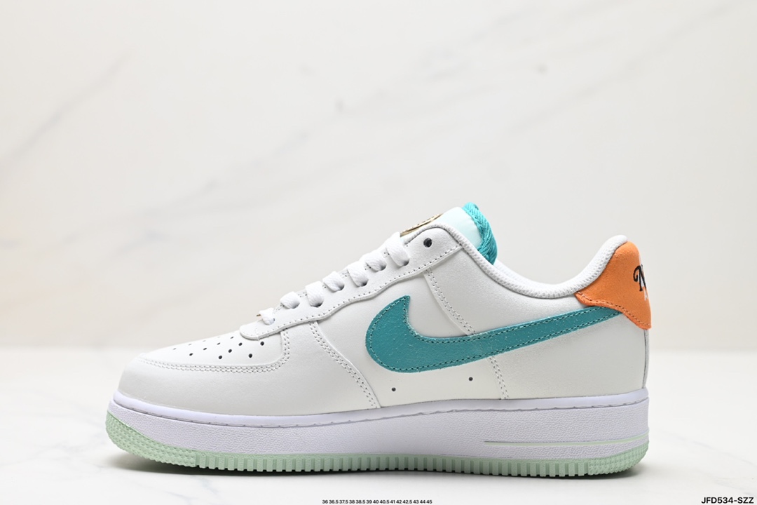 NIKE AIR FORCE 1‘07 LX HM3728-131