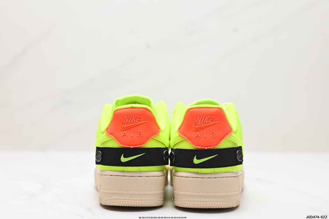 NIKE AIR FORCE 1‘07 LX AO4606-701