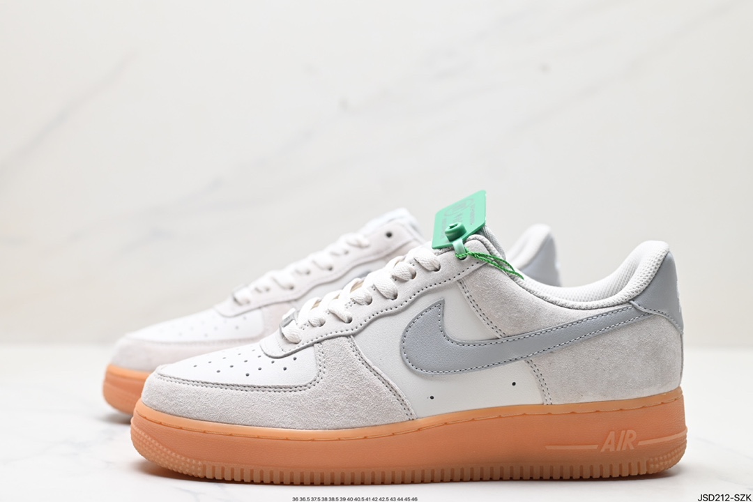 NIKE AIR FORCE 1‘07 LV8 FQ8714-002