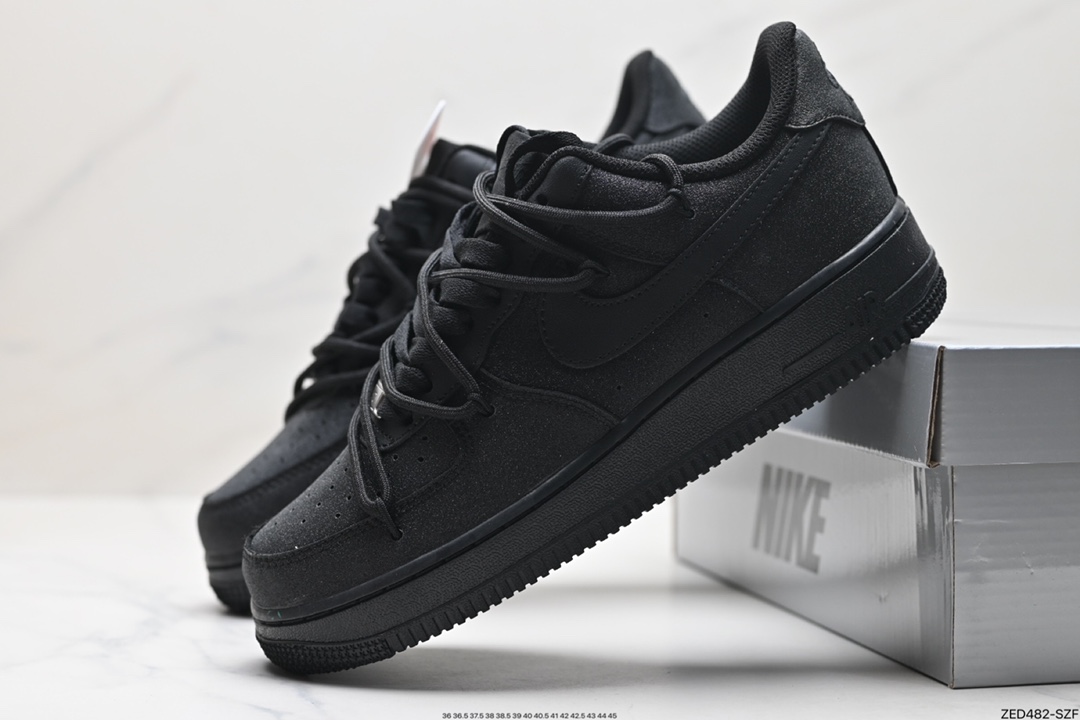 NIKE AIR FORCE 1‘07 ZH0316-030