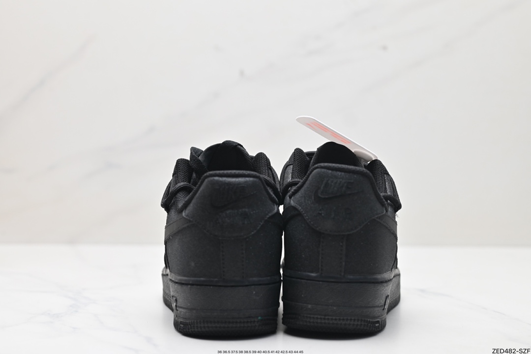 NIKE AIR FORCE 1‘07 ZH0316-030