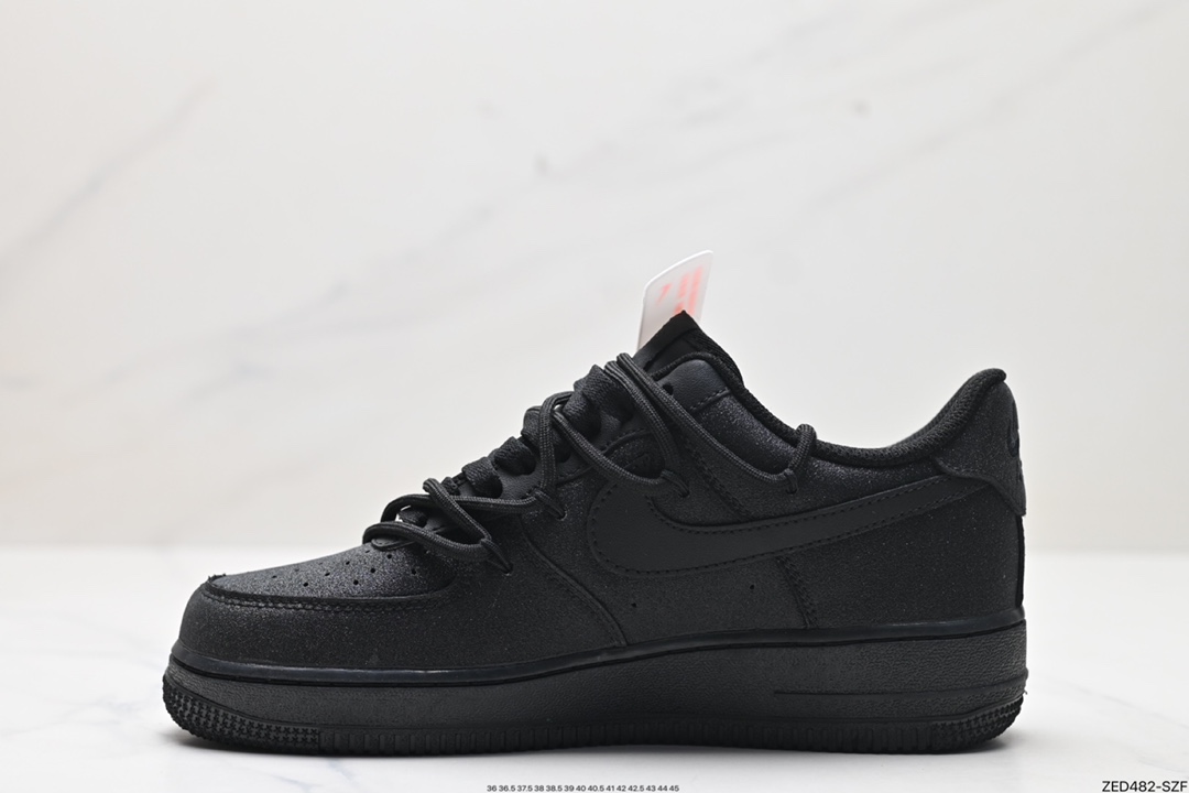 NIKE AIR FORCE 1‘07 ZH0316-030