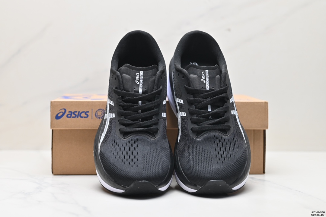 💰190
公司级✅Asics 亚瑟士MAGIC SPEED 4稳定跑鞋鞋面采用双层提花网面设计，提高包裹性和透气性，后跟搭载稳定系统科技T-GEL提升整体支撑力和结构感，减少对身体带来的冲击负荷，创新中底至轻回弹
货号:1011B704-001
尺码:36-45
ID:JFD101-SZH