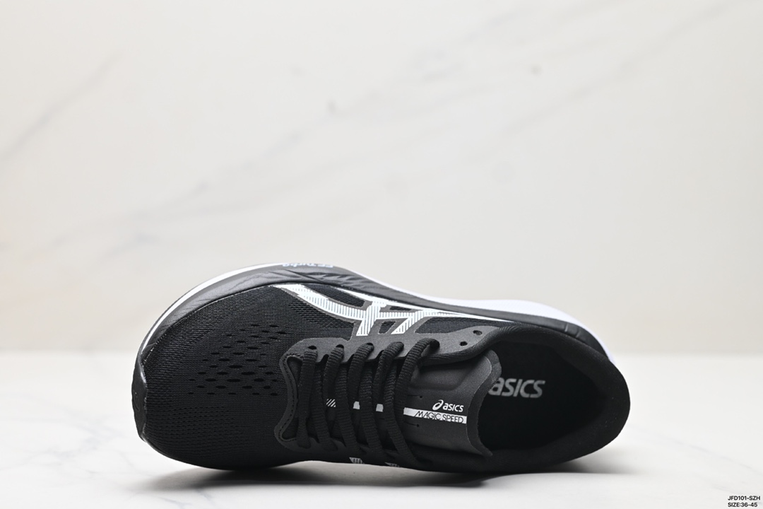 💰190
公司级✅Asics 亚瑟士MAGIC SPEED 4稳定跑鞋鞋面采用双层提花网面设计，提高包裹性和透气性，后跟搭载稳定系统科技T-GEL提升整体支撑力和结构感，减少对身体带来的冲击负荷，创新中底至轻回弹
货号:1011B704-001
尺码:36-45
ID:JFD101-SZH