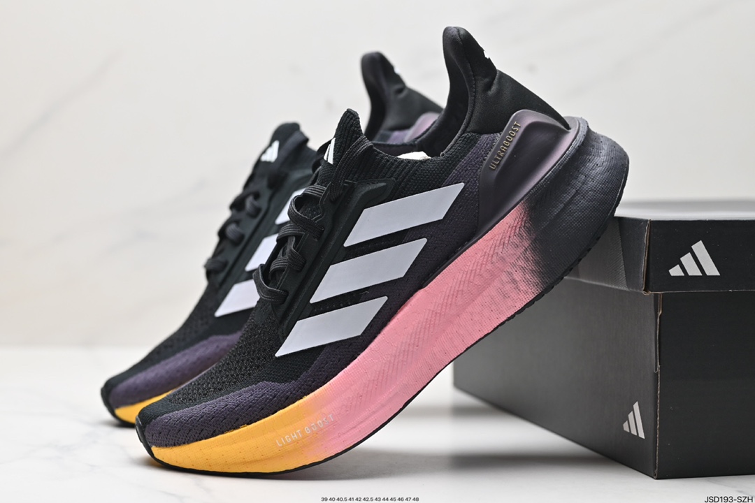 阿迪达斯Adidas Ultraboost 5X 耐磨缓震休闲运动跑鞋 IH3108