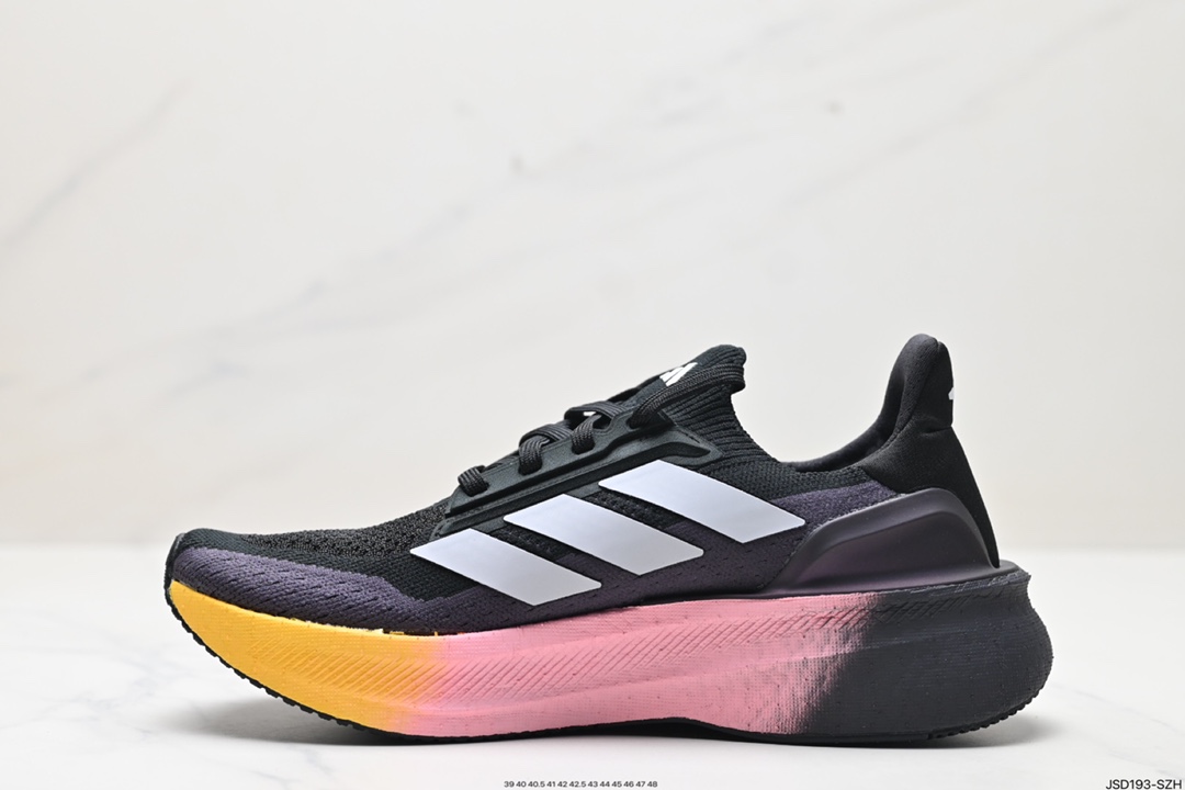 阿迪达斯Adidas Ultraboost 5X 耐磨缓震休闲运动跑鞋 IH3108