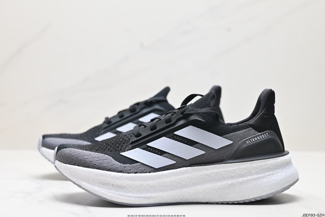 阿迪达斯Adidas Ultraboost 5X 耐磨缓震休闲运动跑鞋 IH3111